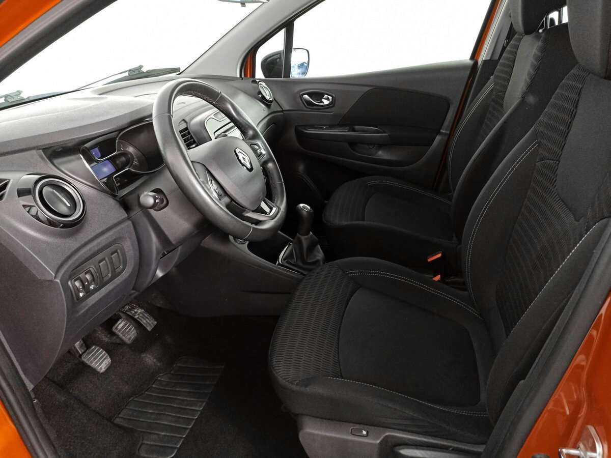 Renault Kaptur 2016 года с пробегом. Фото: #13