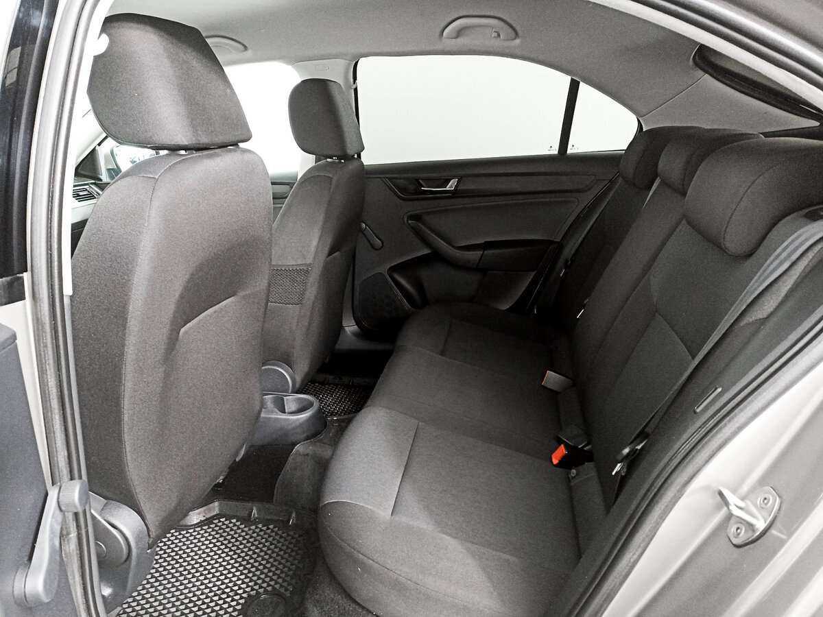 Skoda Rapid 2019 года с пробегом. Фото: #9