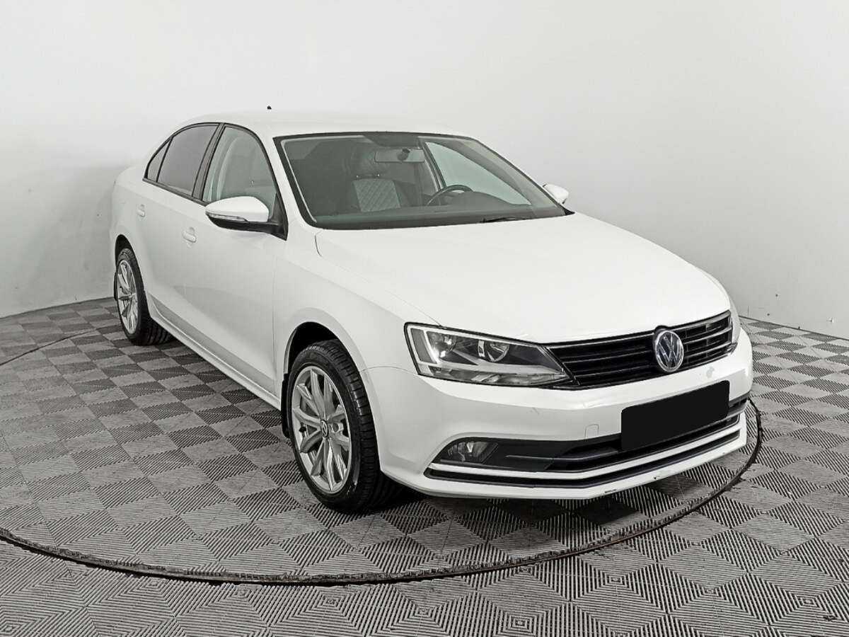 Volkswagen Jetta 2016 года с пробегом. Фото: #2