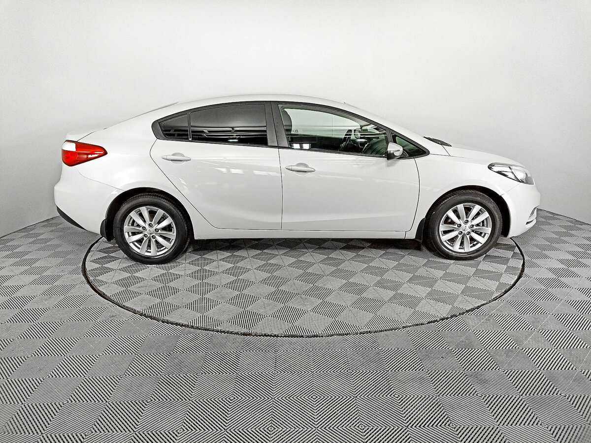 Kia Cerato 2014 года с пробегом. Фото: #3