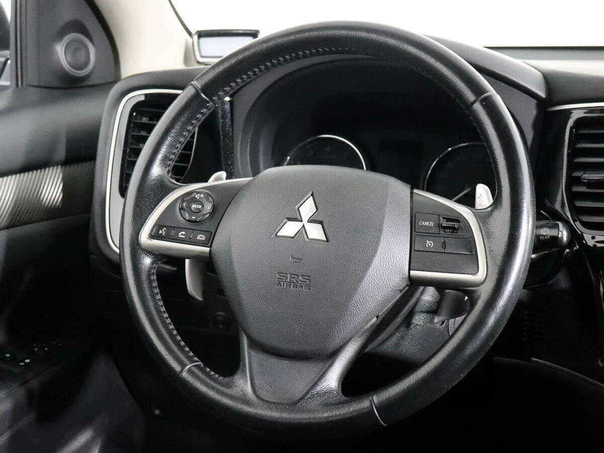 Mitsubishi Outlander 2013 года с пробегом. Фото: #11