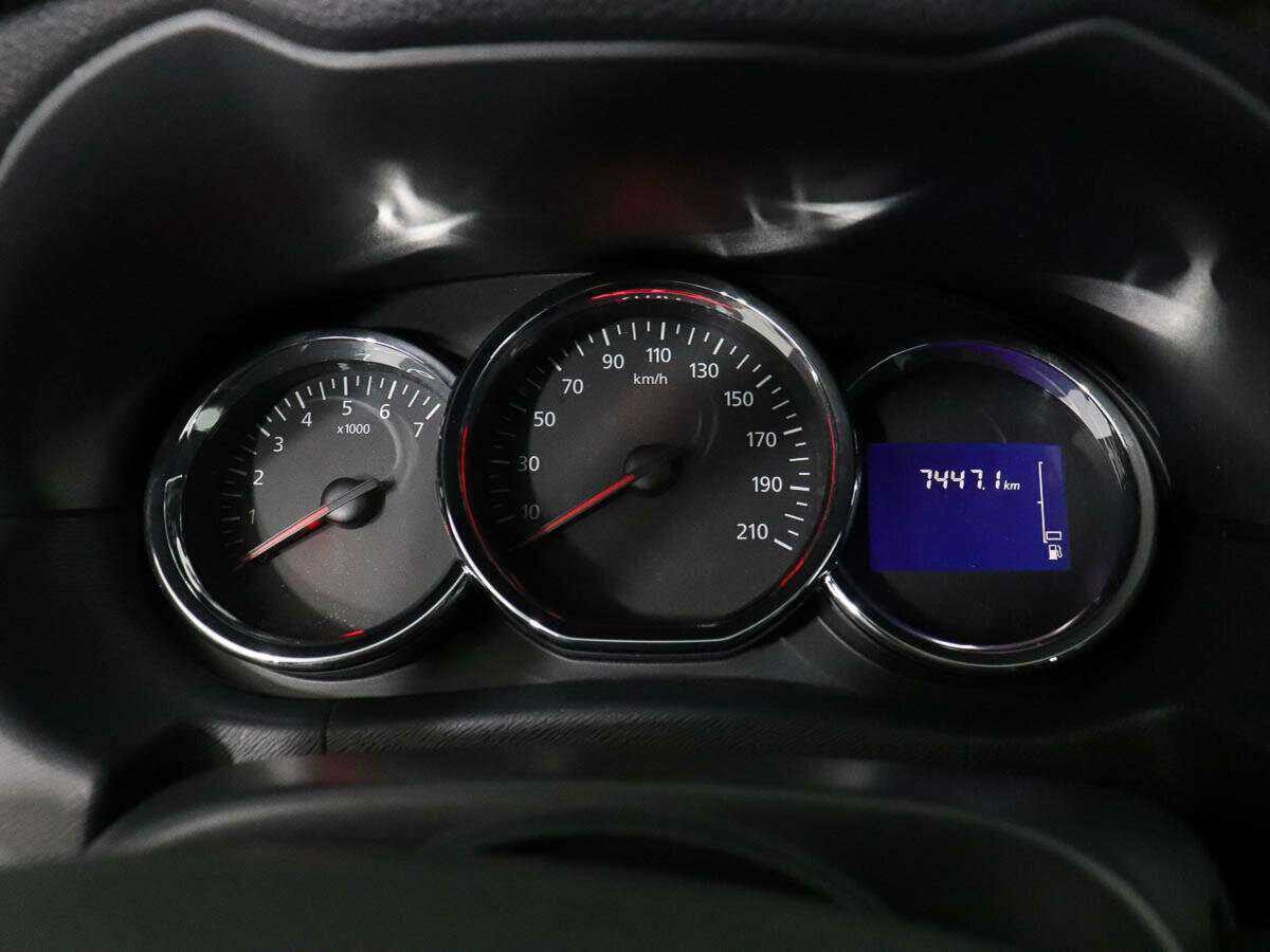 Nissan Terrano 2016 года с пробегом. Фото: #9