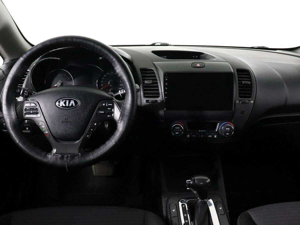 Kia Cerato 2015 года с пробегом. Фото: #9