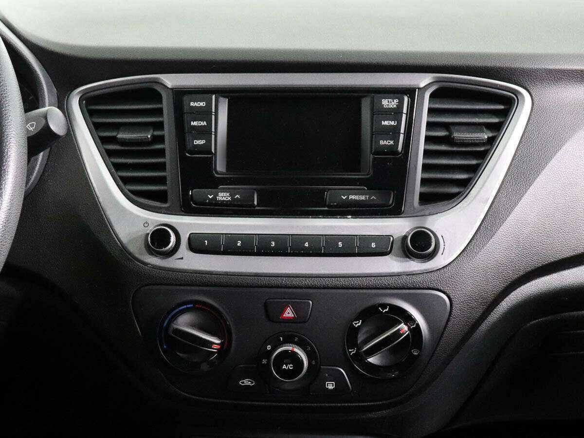 Hyundai Solaris 2017 года с пробегом. Фото: #11