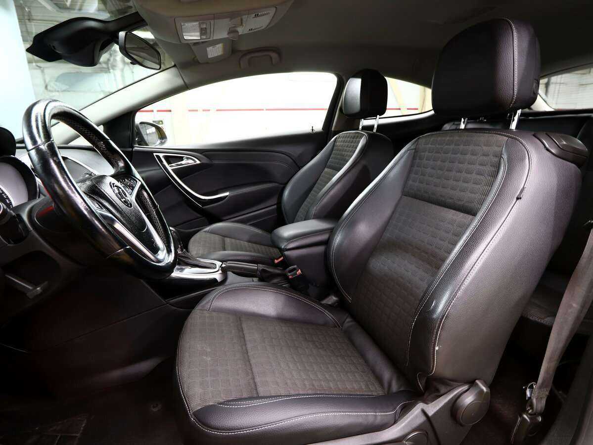 Opel Astra 2014 года с пробегом. Фото: #8