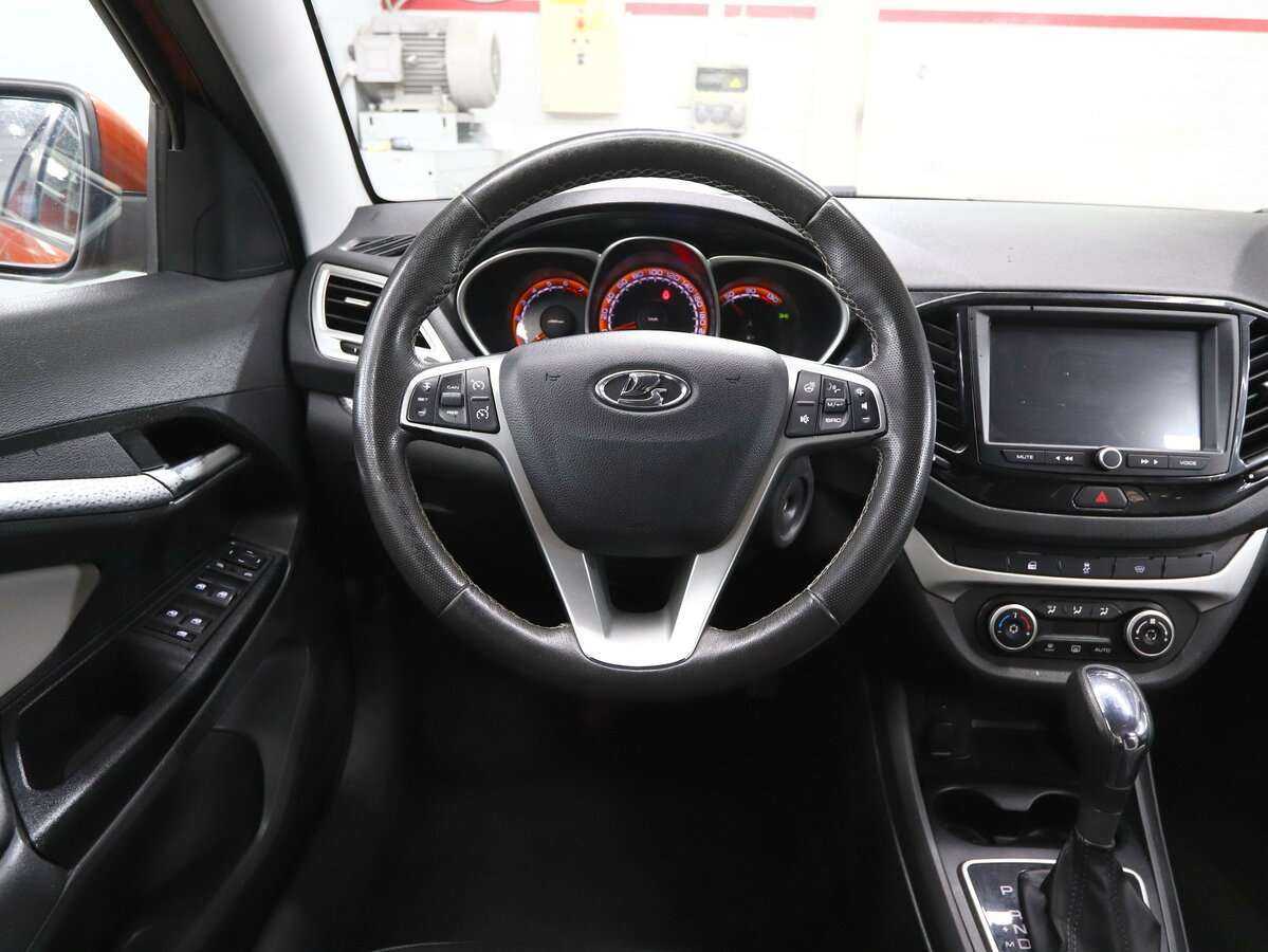 Lada (ВАЗ) Vesta 2021 года с пробегом. Фото: #11