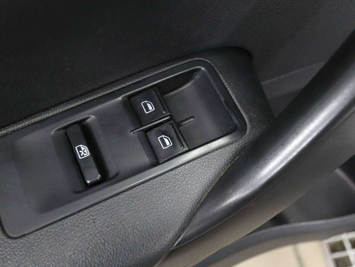 Volkswagen Polo 2017 года с пробегом. Фото: #17