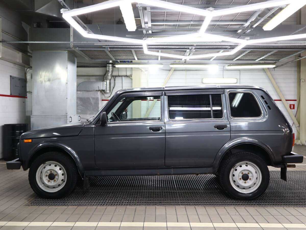 Lada (ВАЗ) 2131 (4x4) 2016 года с пробегом. Фото: #3