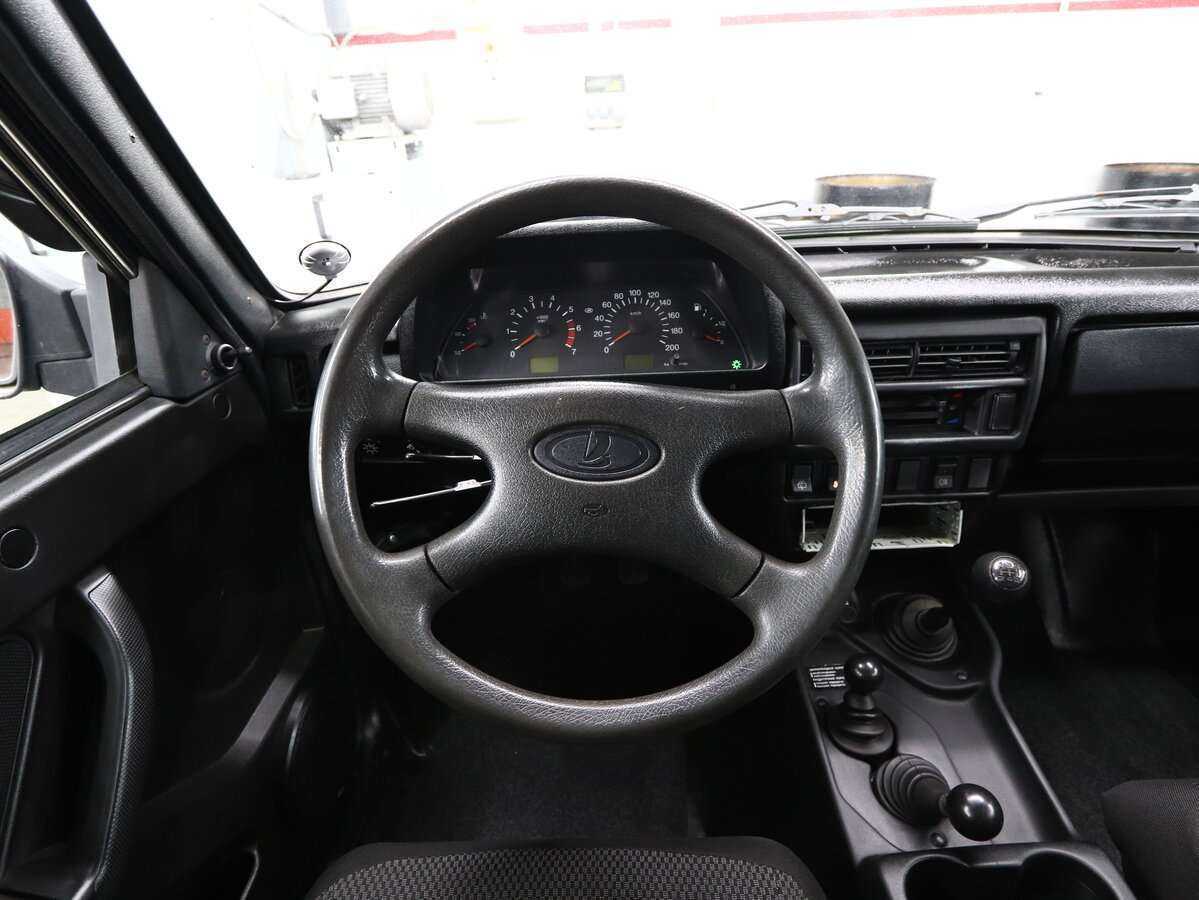 Lada (ВАЗ) 2131 (4x4) 2016 года с пробегом. Фото: #12