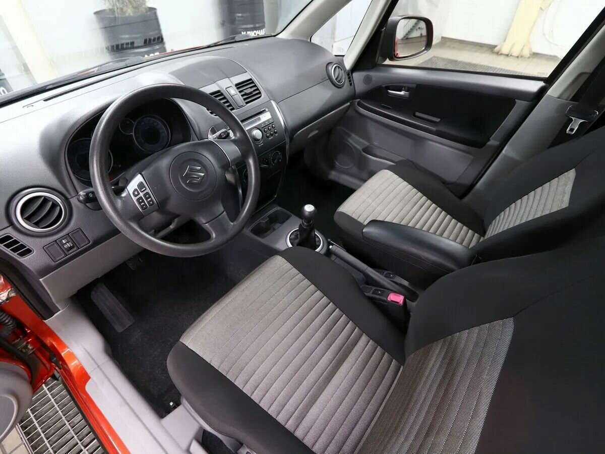 Suzuki SX4 2013 года с пробегом. Фото: #6