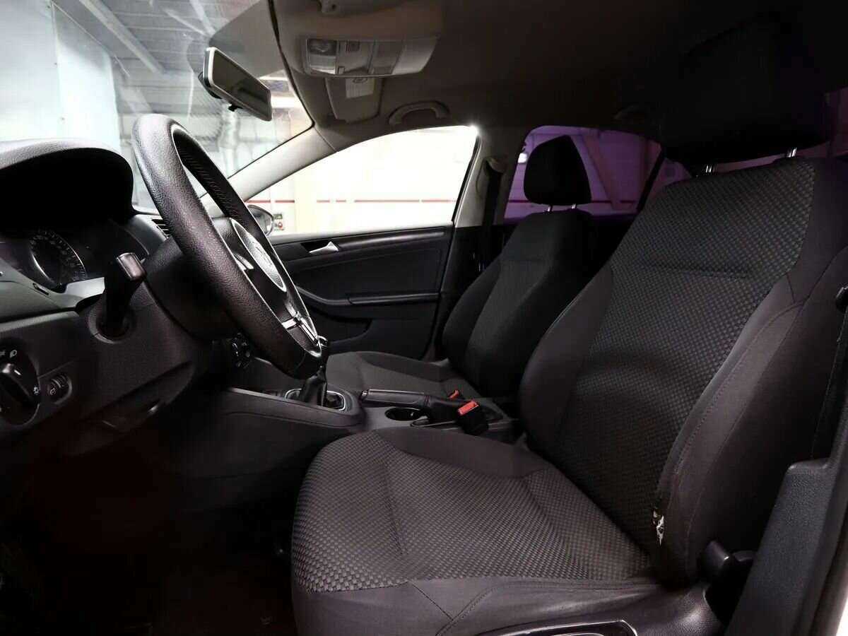 Volkswagen Jetta 2013 года с пробегом. Фото: #5