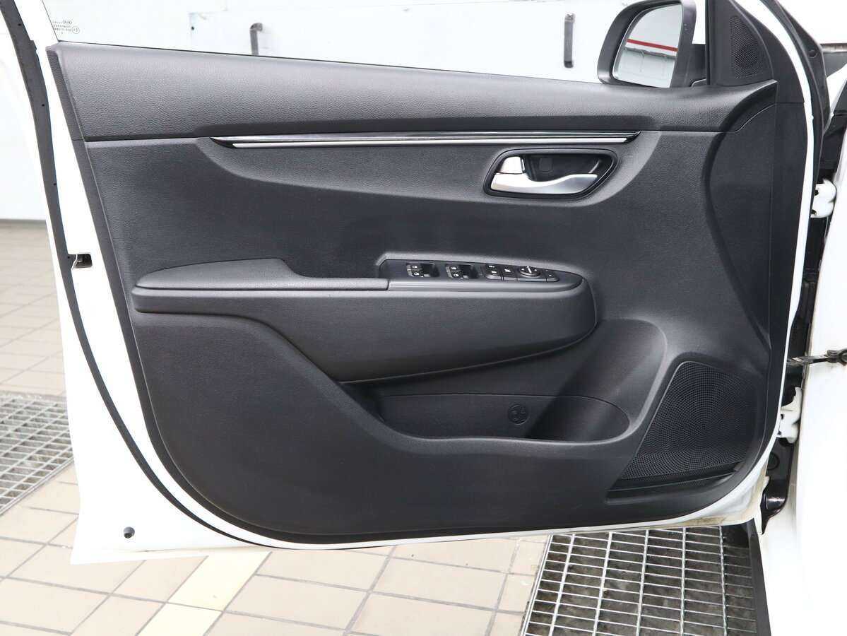 Kia Rio 2018 года с пробегом. Фото: #4