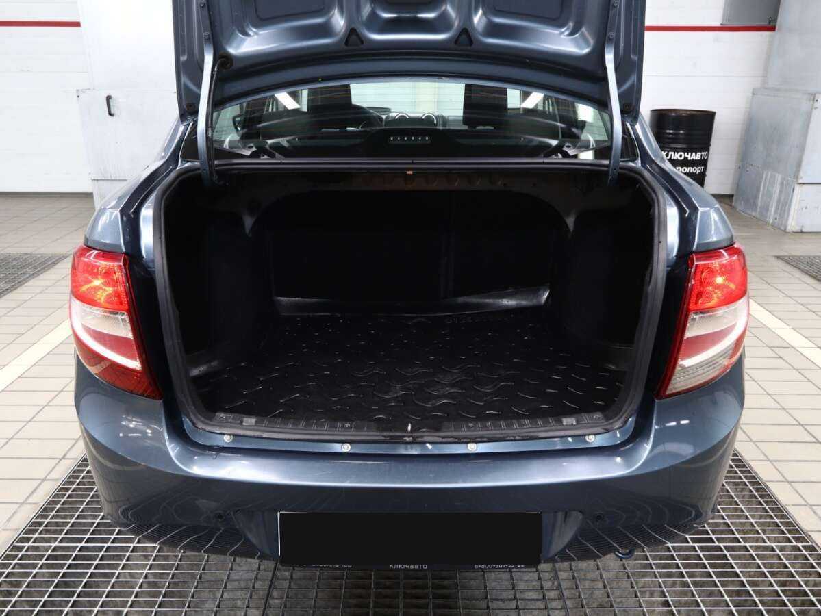 Lada (ВАЗ) Granta 2015 года с пробегом. Фото: #4