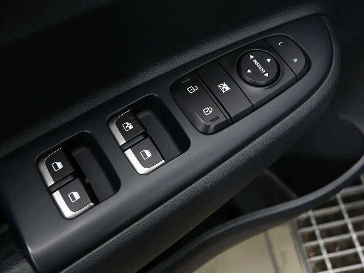 Kia Rio 2021 года с пробегом. Фото: #5