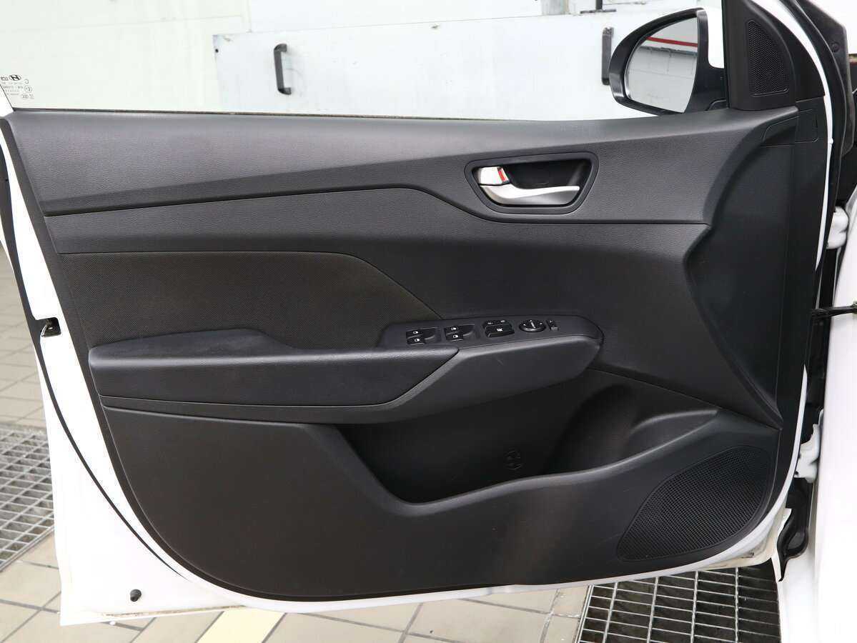 Hyundai Solaris 2021 года с пробегом. Фото: #5