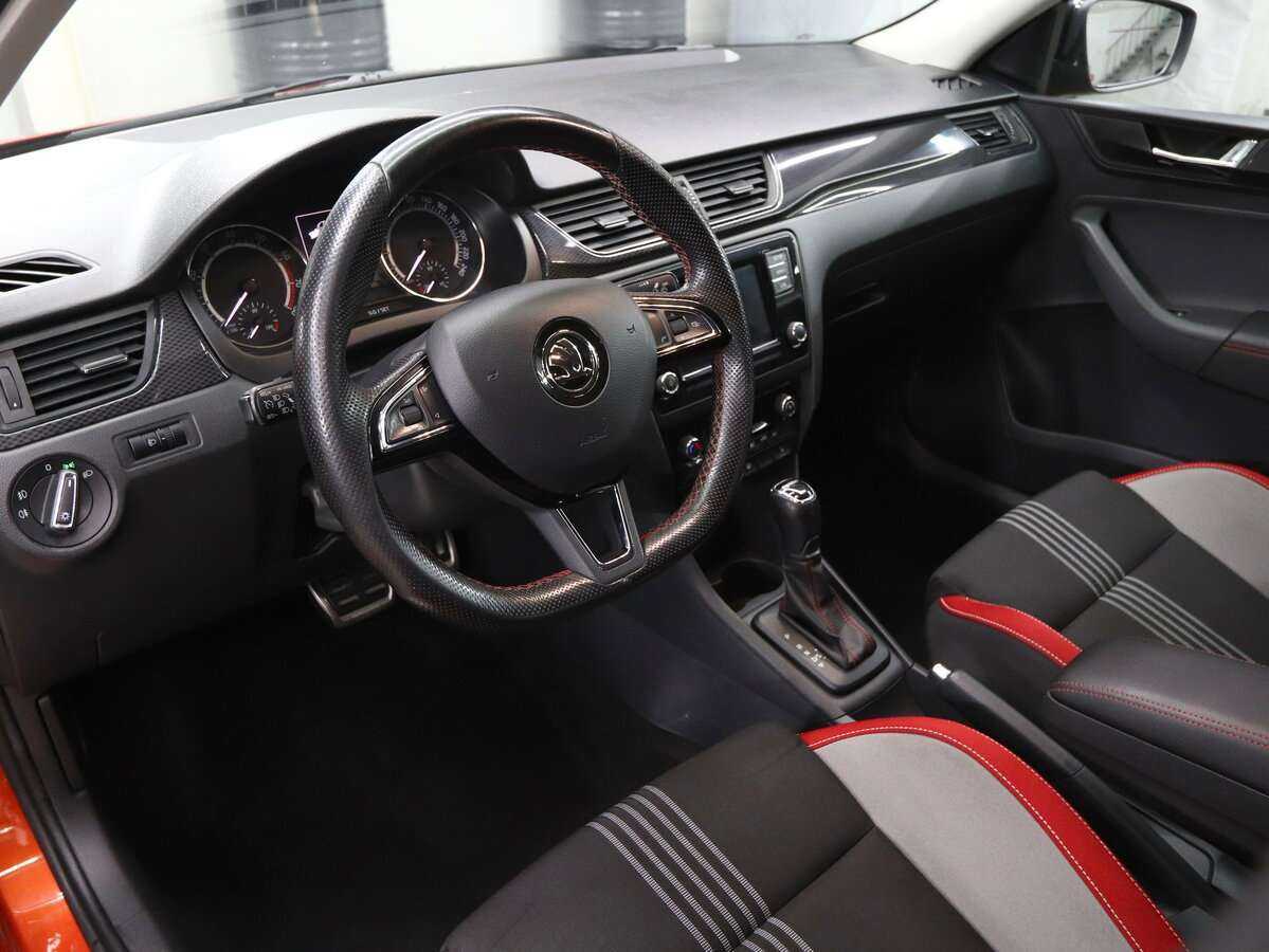 Skoda Rapid 2018 года с пробегом. Фото: #9