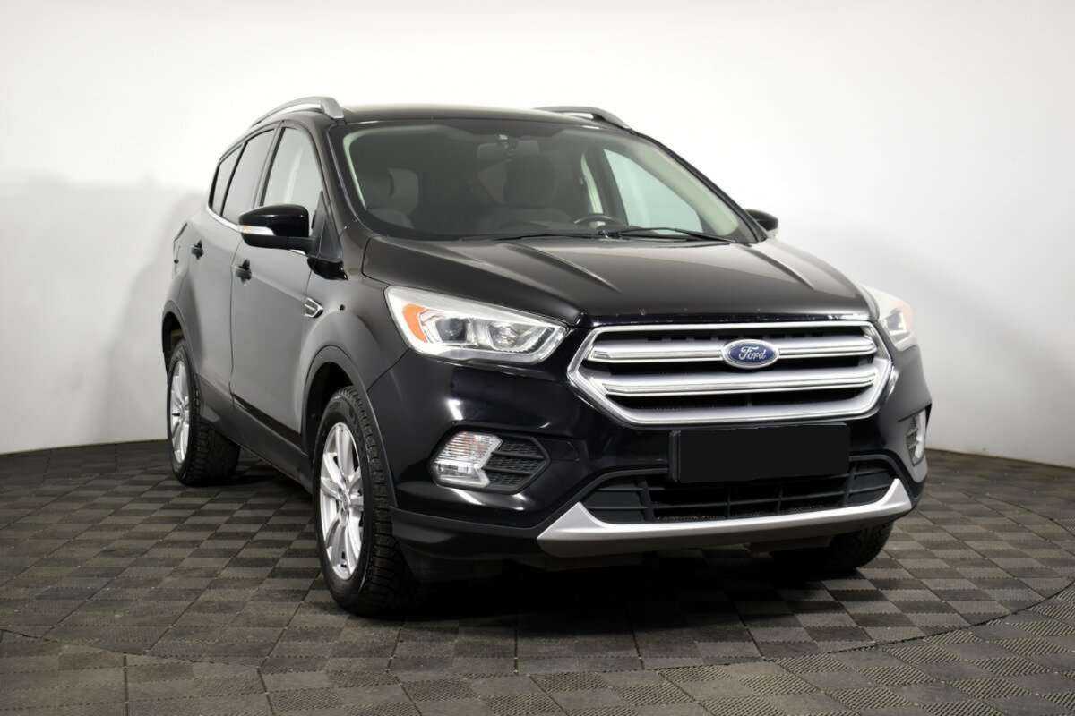 Ford Kuga 2017 года с пробегом. Фото: #2