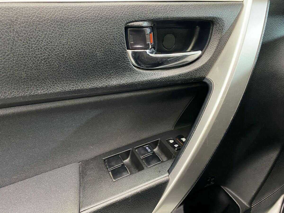 Toyota Corolla 2014 года с пробегом. Фото: #15