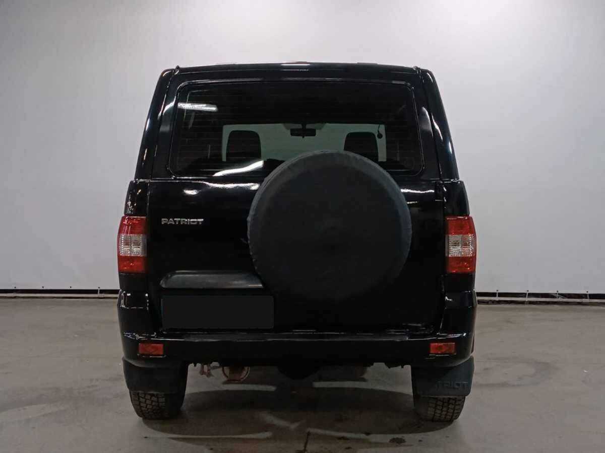 УАЗ Patriot 2017 года с пробегом. Фото: #4
