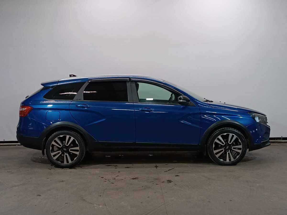 Lada (ВАЗ) Vesta 2021 года с пробегом. Фото: #3