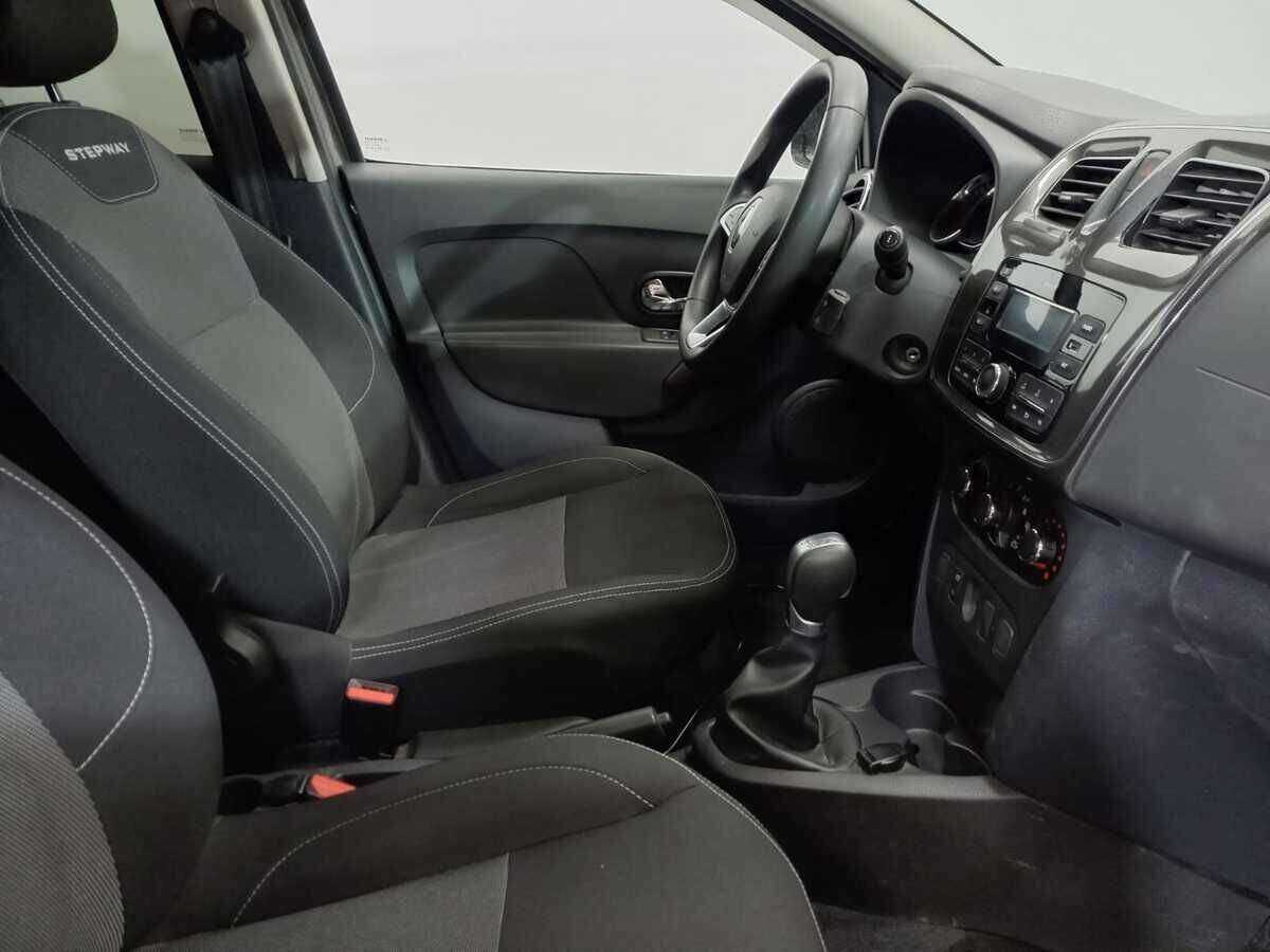 Renault Sandero 2021 года с пробегом. Фото: #8