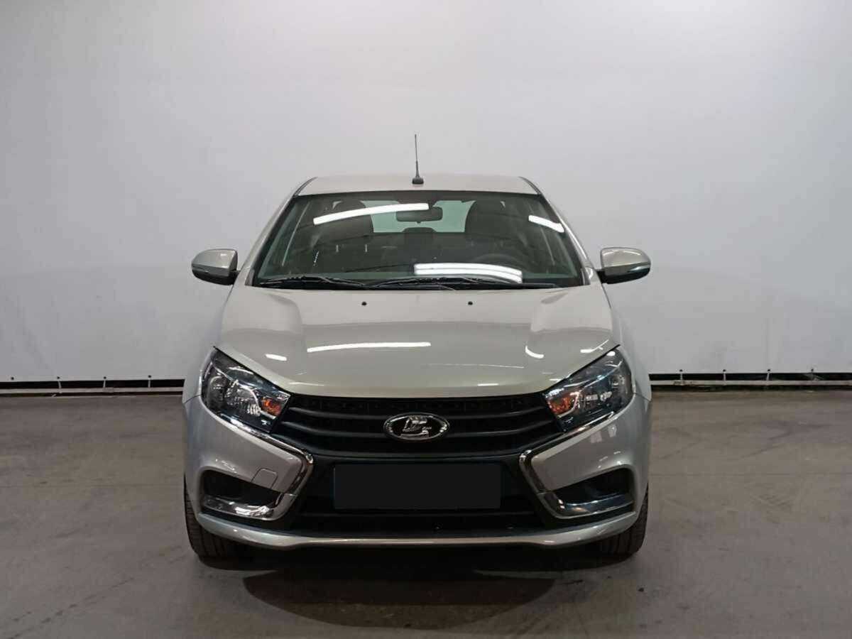 Lada (ВАЗ) Vesta 2018 года с пробегом. Фото: #1