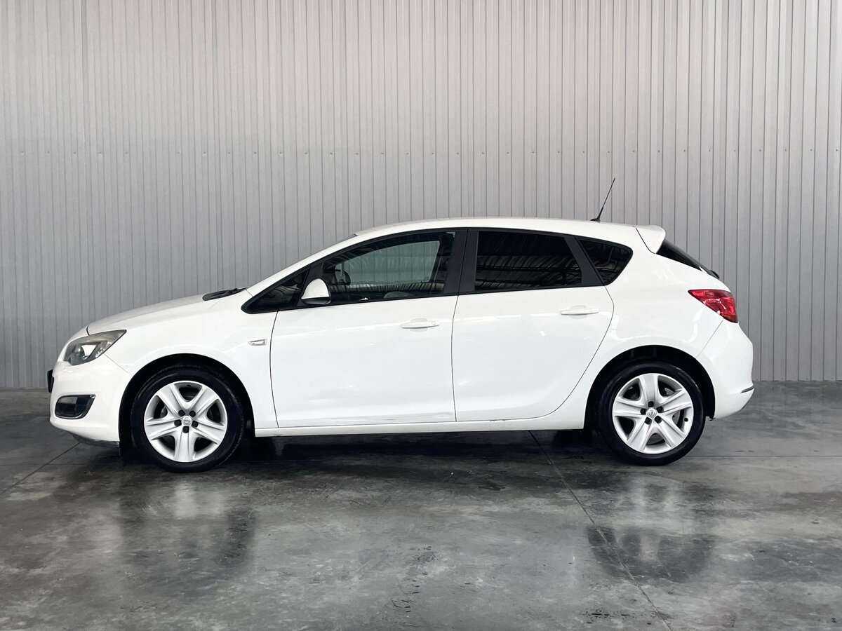 Opel Astra 2012 года с пробегом. Фото: #7