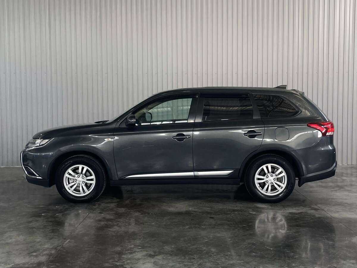 Mitsubishi Outlander 2018 года с пробегом. Фото: #7