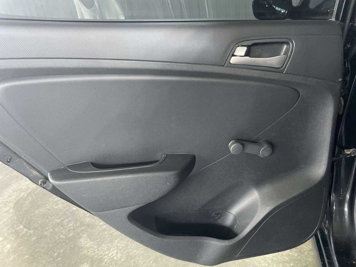 Hyundai Solaris 2016 года с пробегом. Фото: #17