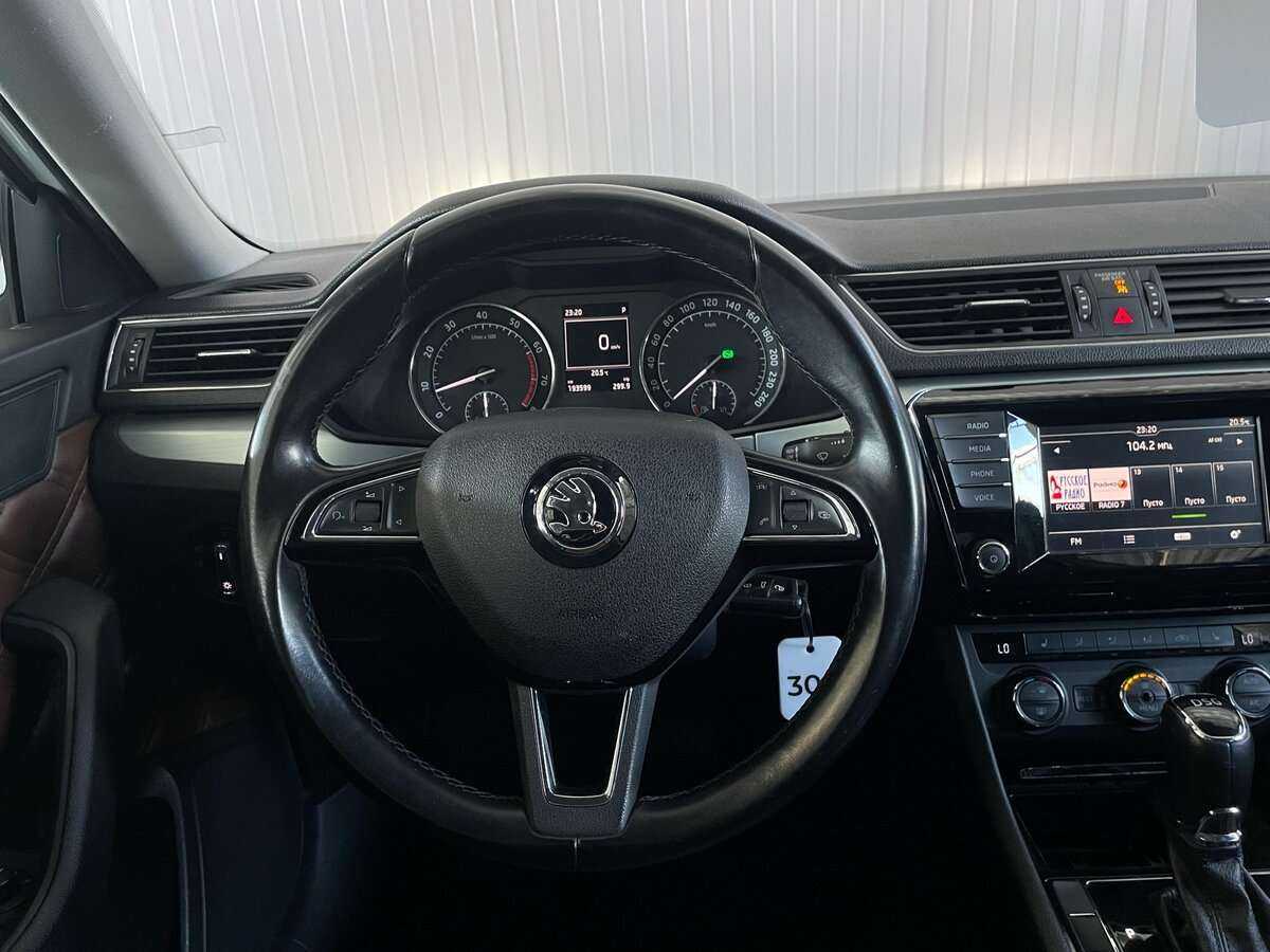 Skoda Superb 2015 года с пробегом. Фото: #9