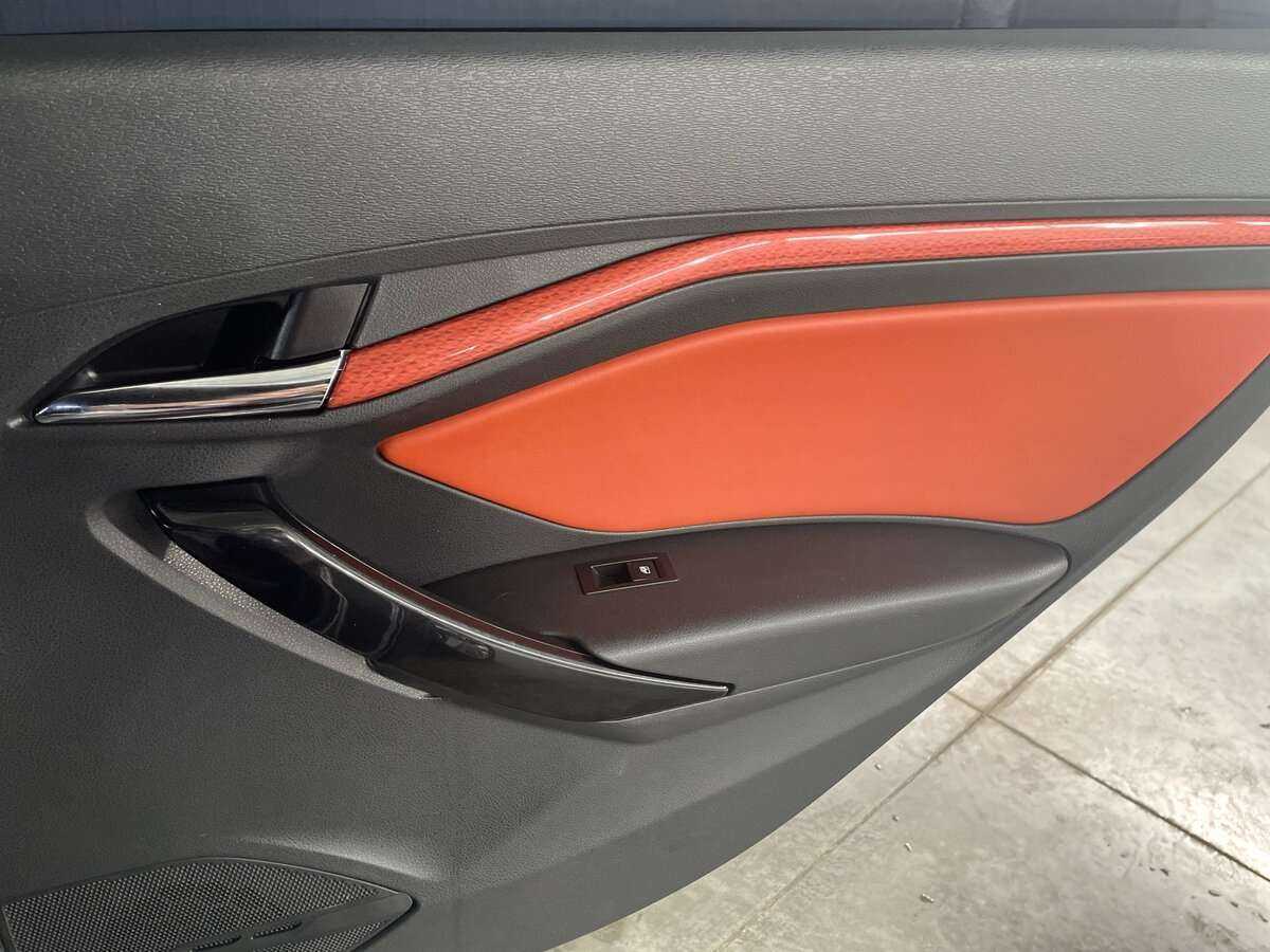 Lada (ВАЗ) Vesta 2018 года с пробегом. Фото: #23