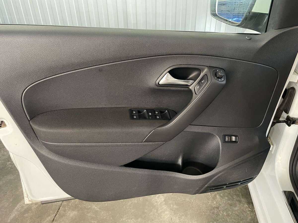 Volkswagen Polo 2018 года с пробегом. Фото: #16