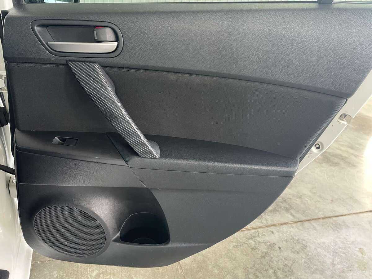 Mazda 3 2012 года с пробегом. Фото: #20