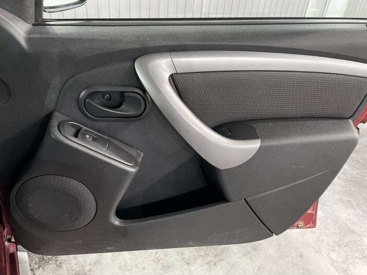 Renault Duster 2012 года с пробегом. Фото: #18