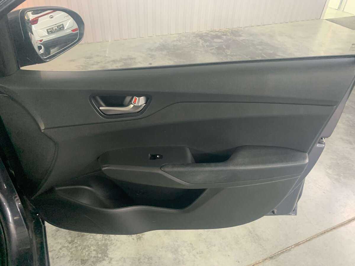 Hyundai Solaris 2021 года с пробегом. Фото: #20