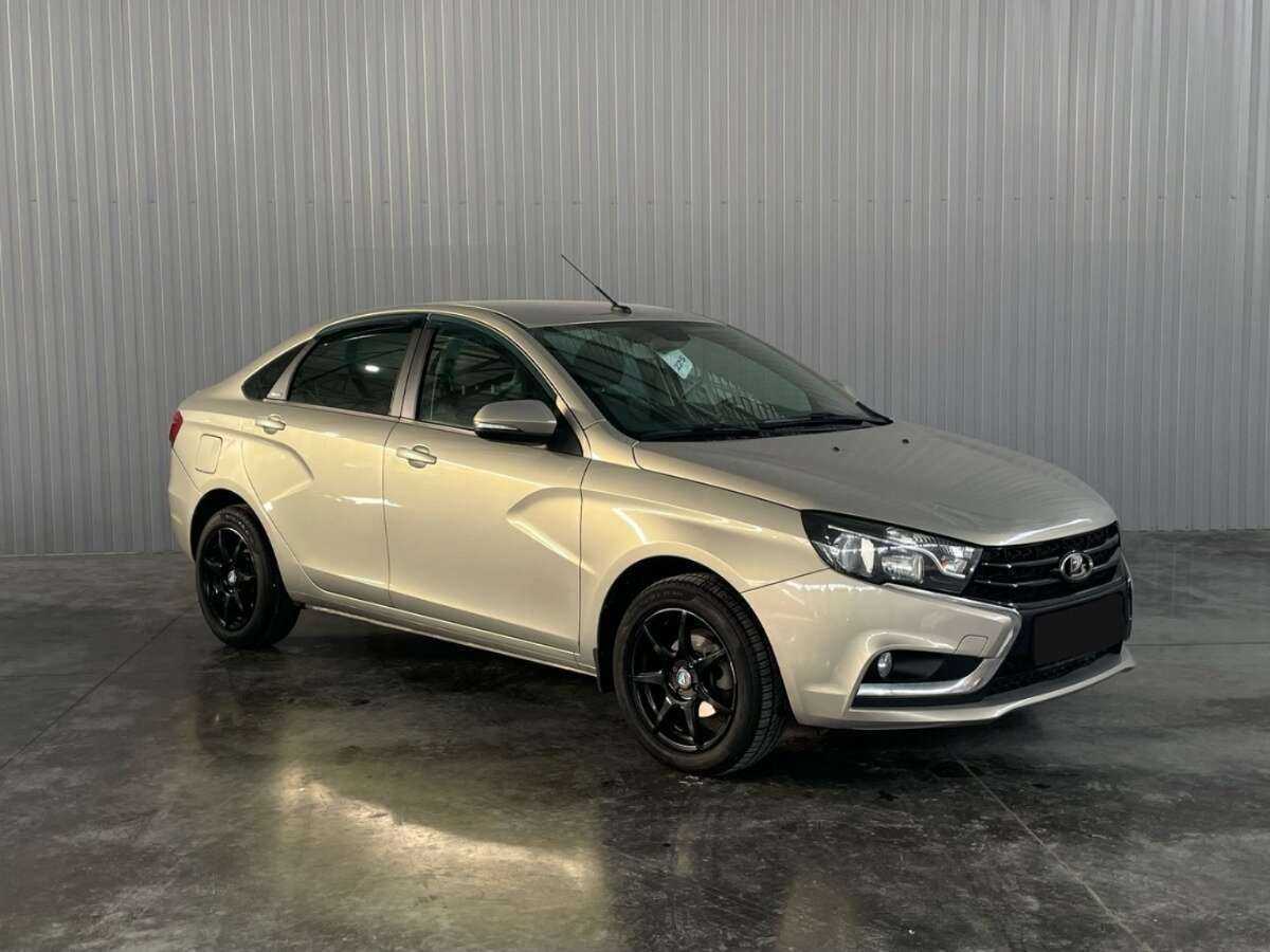 Lada (ВАЗ) Vesta 2017 года с пробегом. Фото: #2
