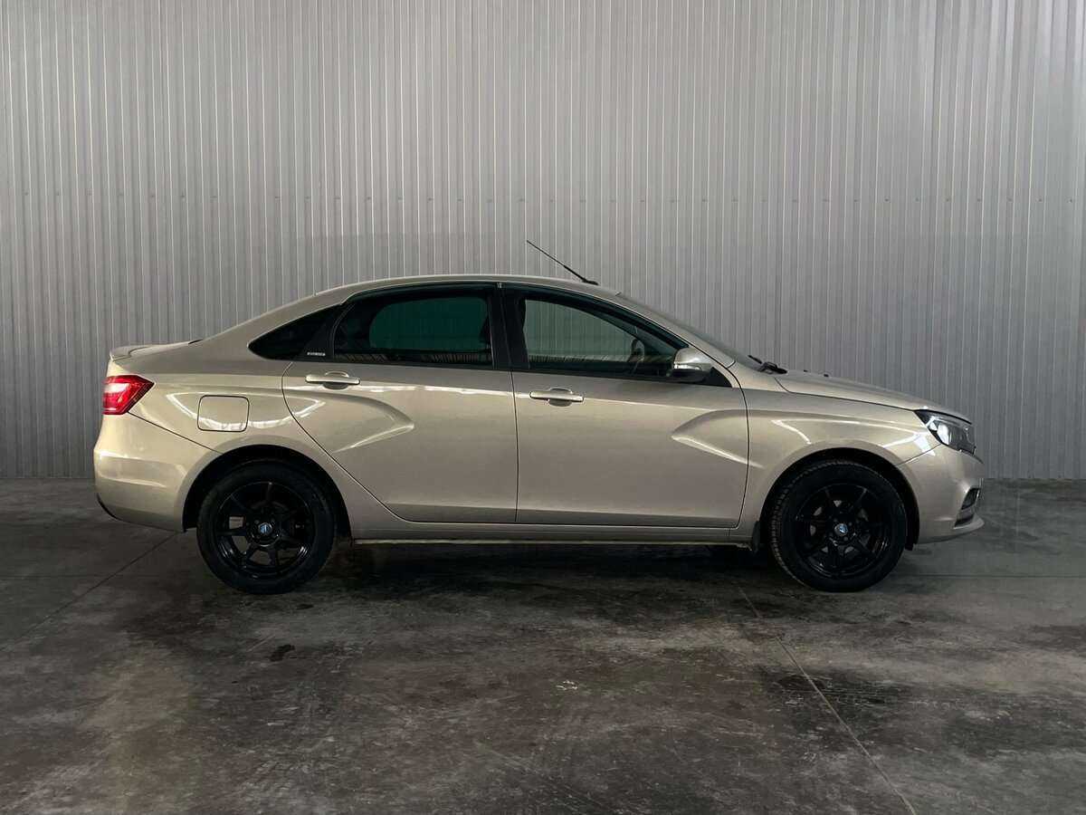 Lada (ВАЗ) Vesta 2017 года с пробегом. Фото: #3