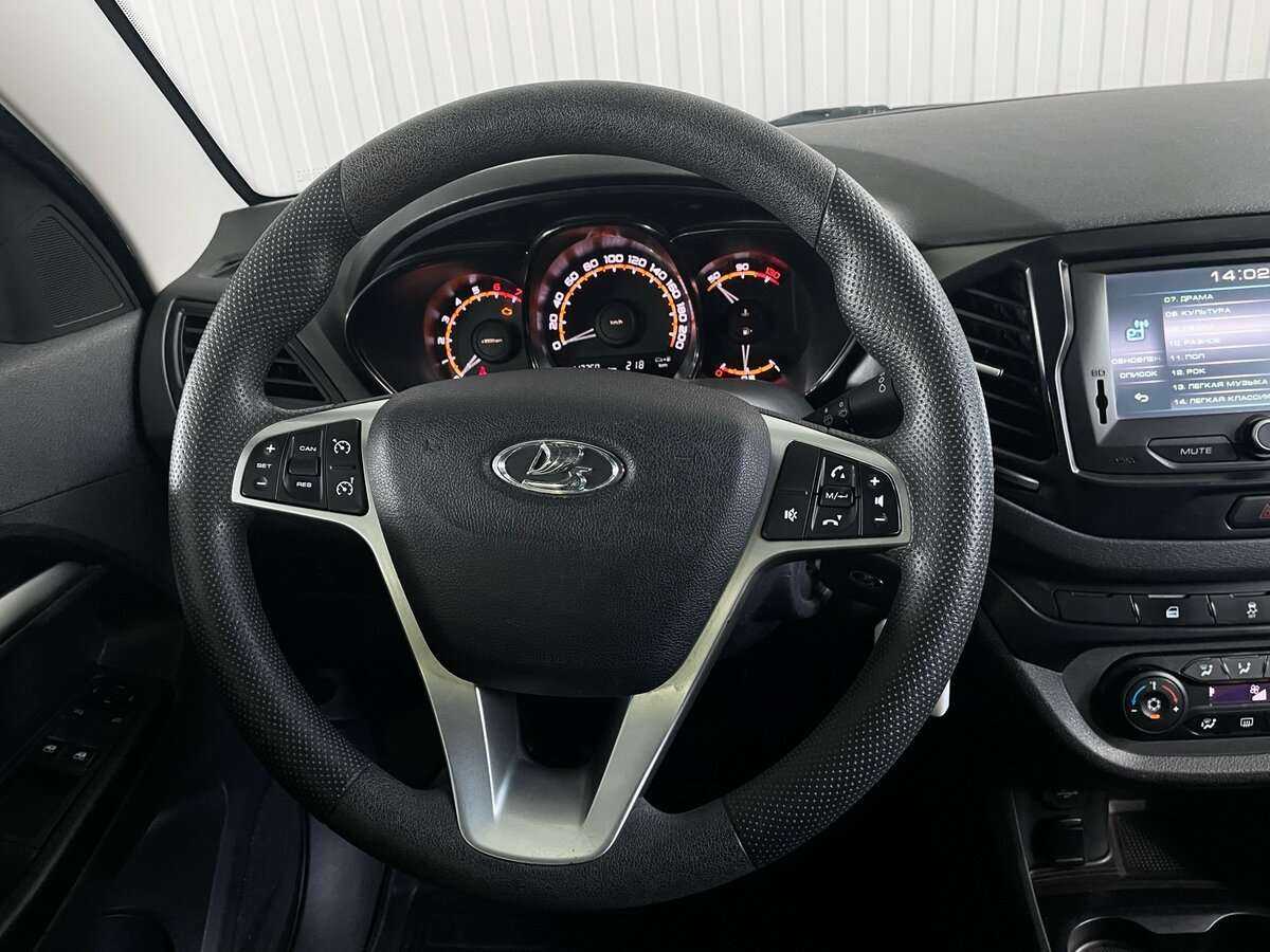 Lada (ВАЗ) Vesta 2019 года с пробегом. Фото: #9