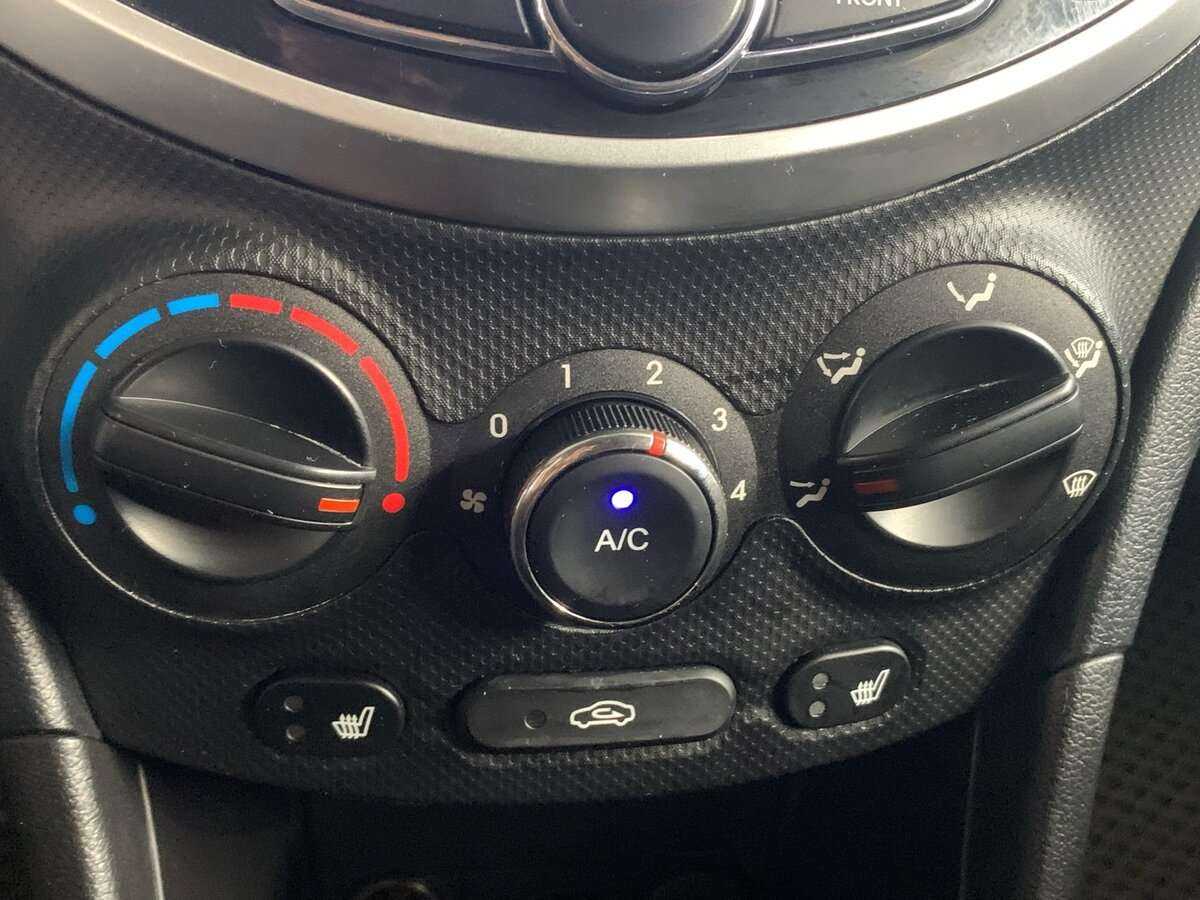 Hyundai Solaris 2012 года с пробегом. Фото: #14