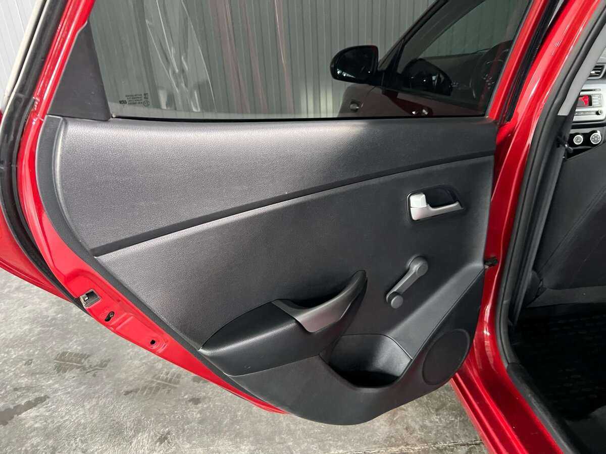 Kia Rio 2015 года с пробегом. Фото: #15