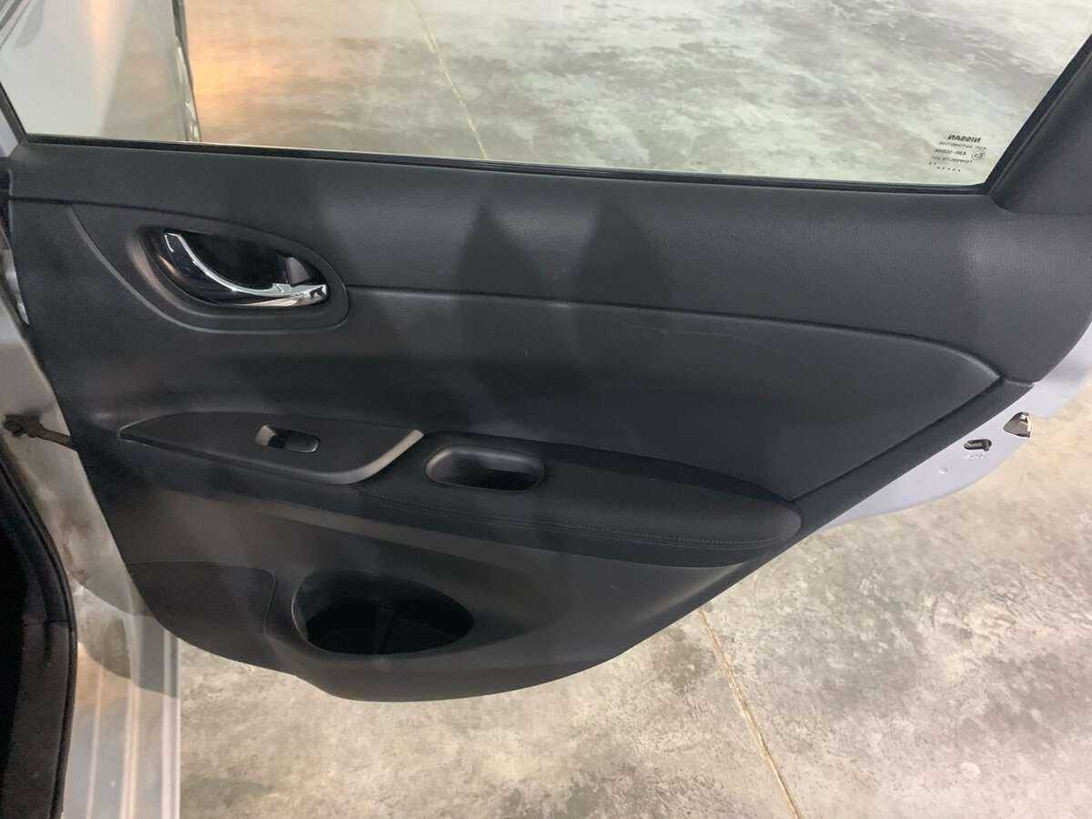 Nissan Tiida 2015 года с пробегом. Фото: #16