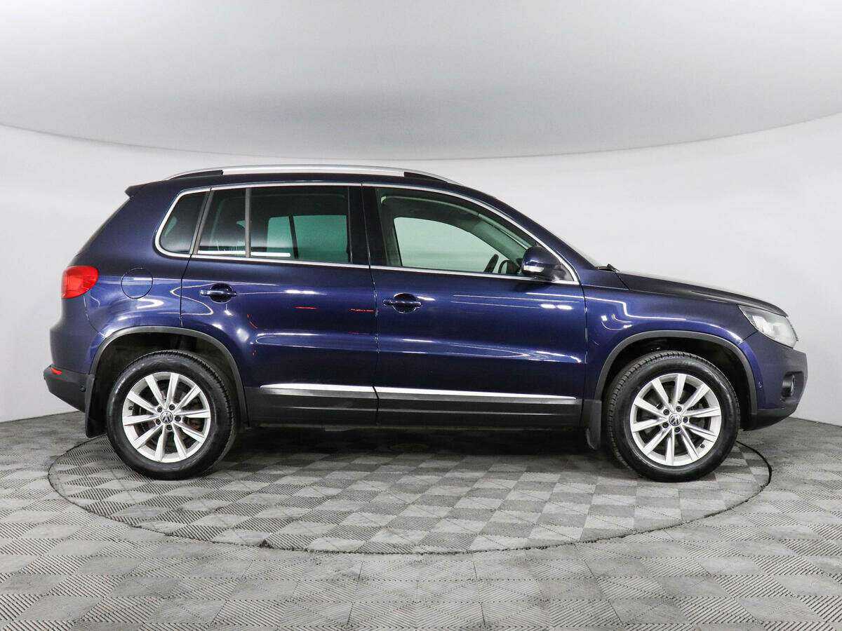 Volkswagen Tiguan 2012 года с пробегом. Фото: #3