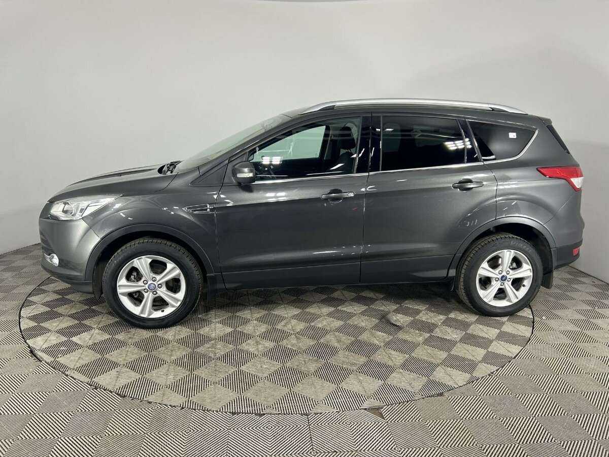 Ford Kuga 2015 года с пробегом. Фото: #4