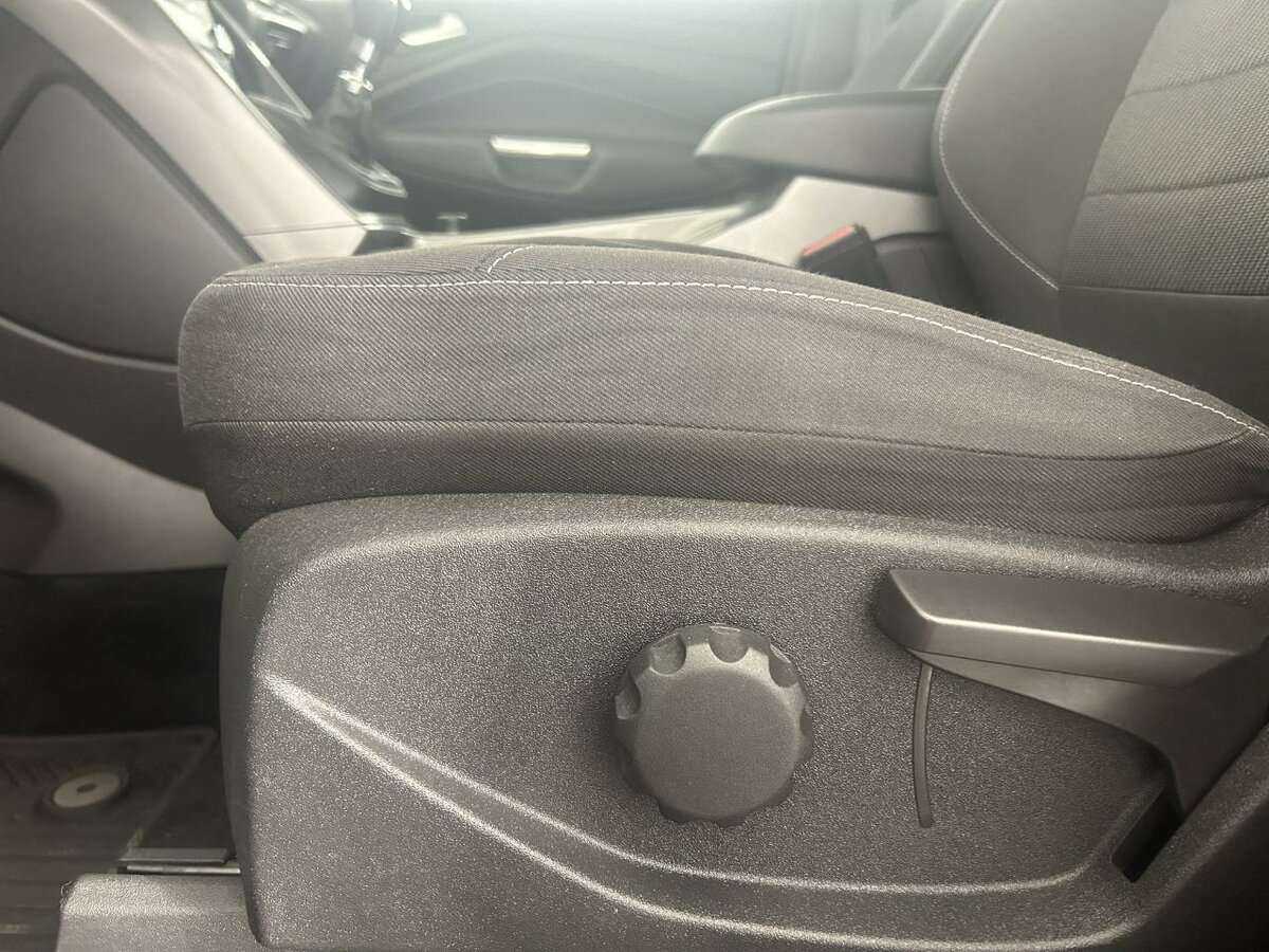 Ford Kuga 2015 года с пробегом. Фото: #9