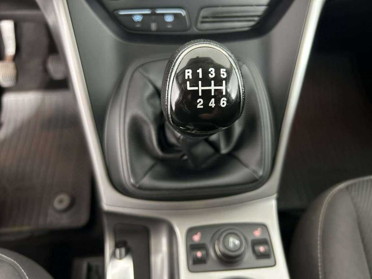 Ford Kuga 2015 года с пробегом. Фото: #12