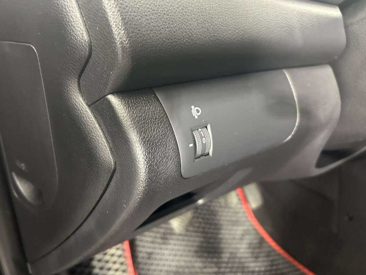 Kia Cerato 2013 года с пробегом. Фото: #6