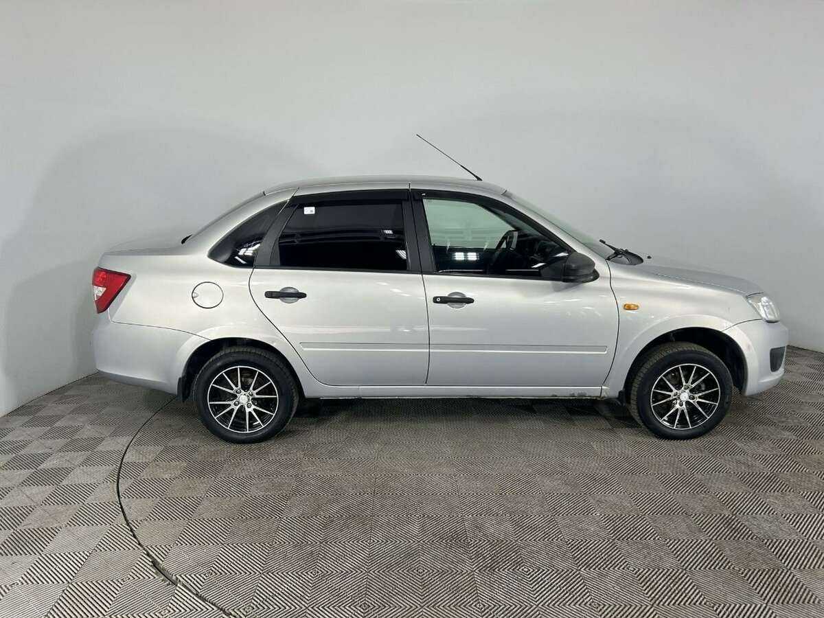 Lada (ВАЗ) Granta 2017 года с пробегом. Фото: #3