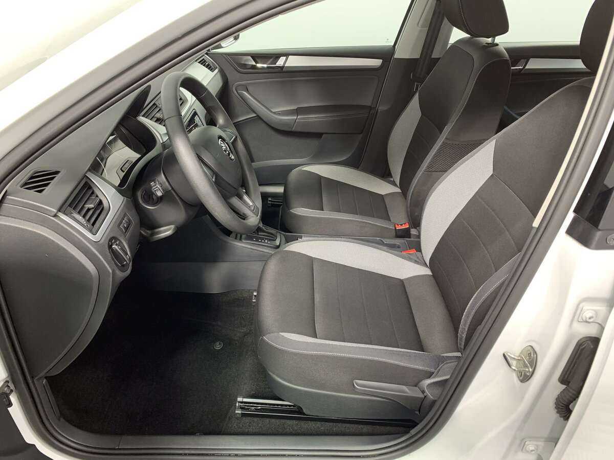 Skoda Rapid 2019 года с пробегом. Фото: #13