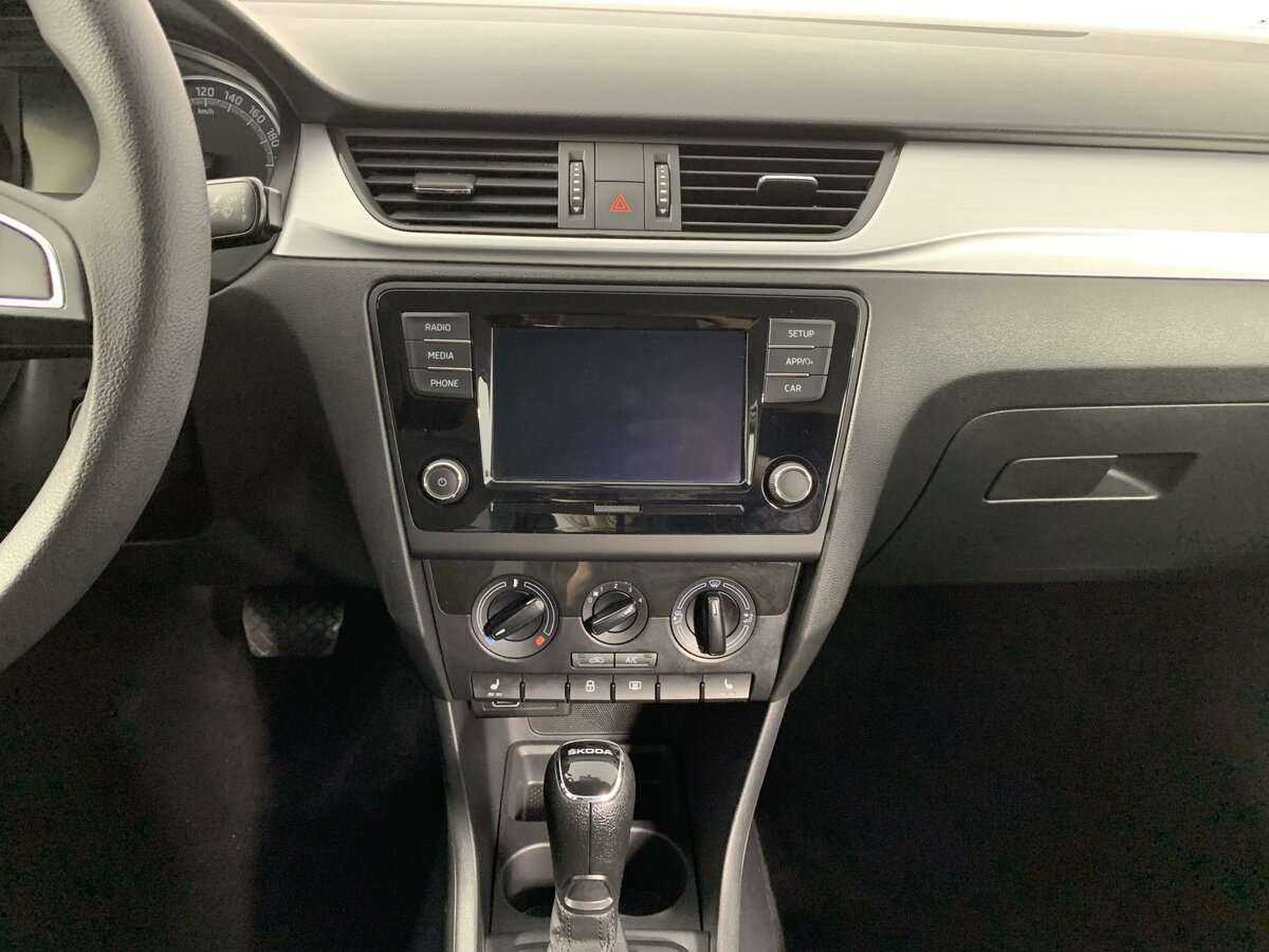 Skoda Rapid 2019 года с пробегом. Фото: #10