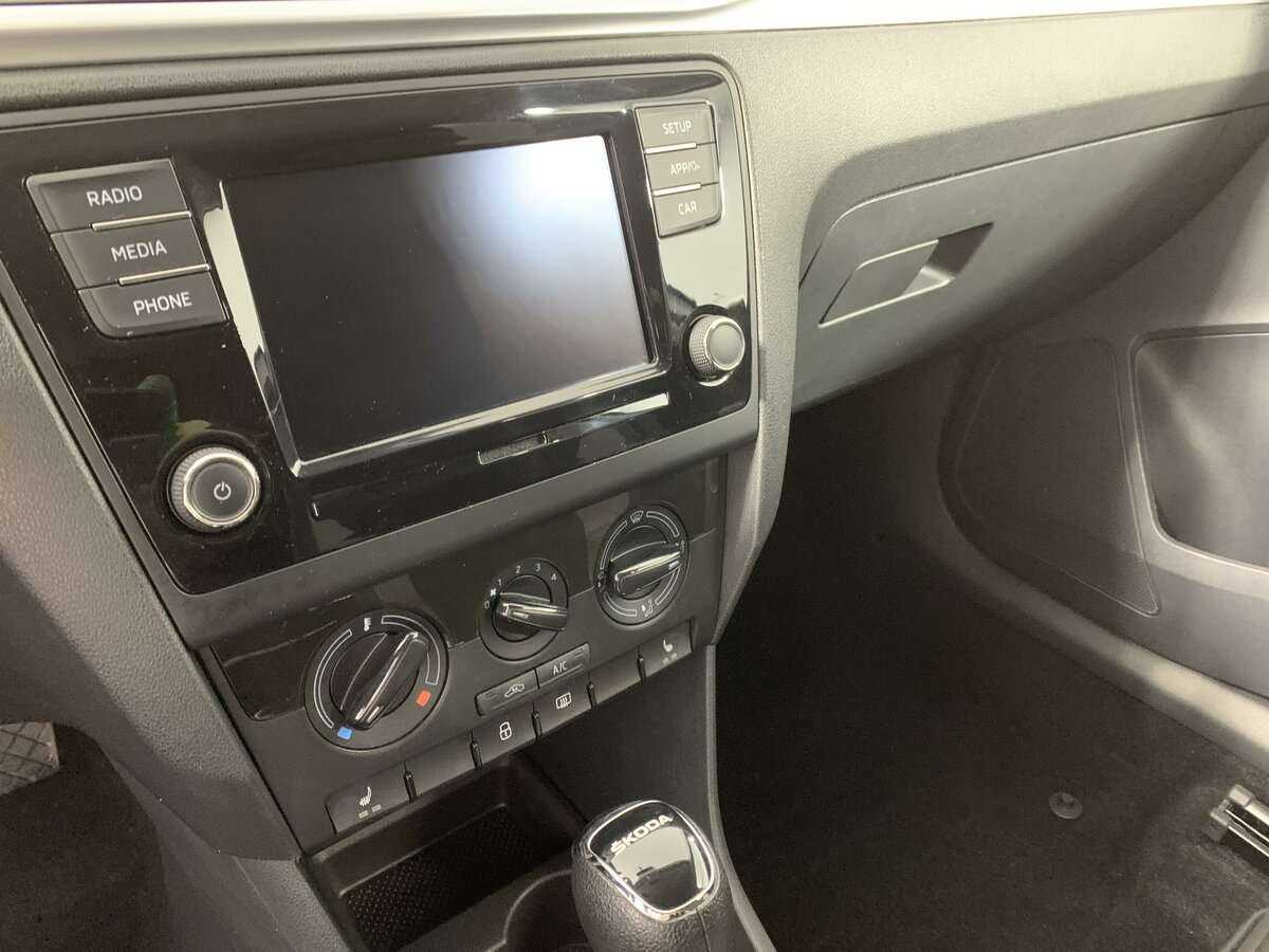 Skoda Rapid 2019 года с пробегом. Фото: #13